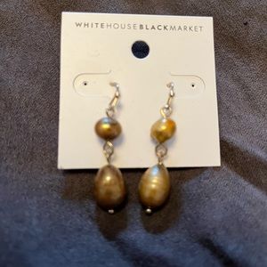 WH/BM drop earrings, taupe finish
